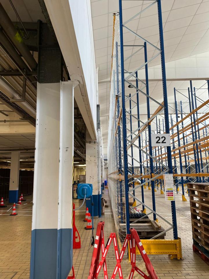 Installation de rack à palettes, France