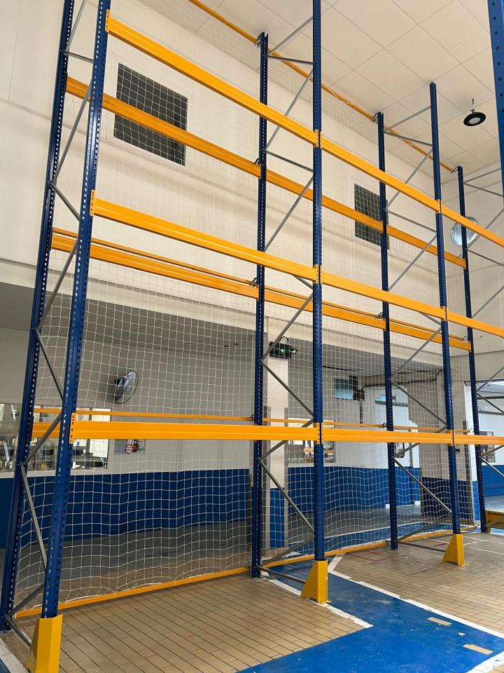 Installation de rack à palettes, France